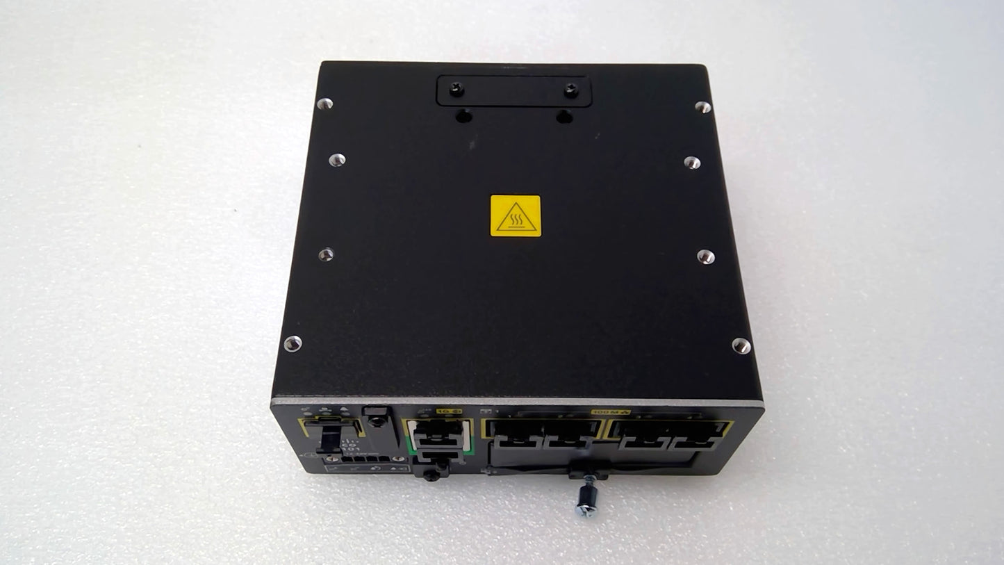 Cisco Catalyst IR1101-K9 Rugged Series Industrial Router *READ*