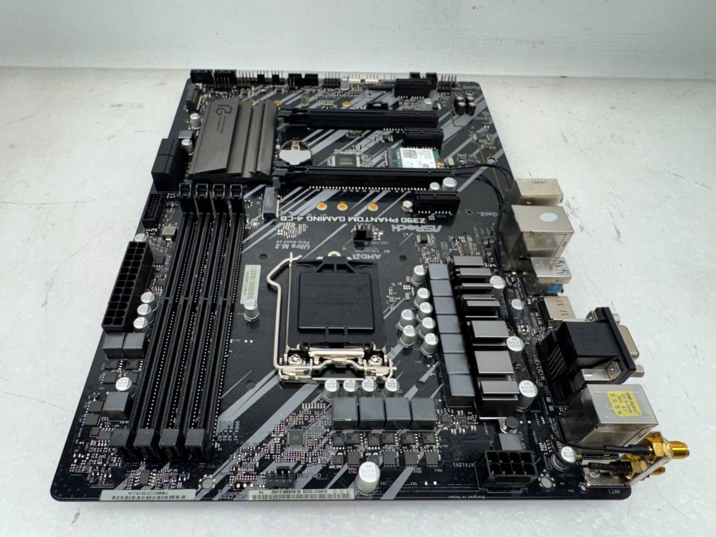 ASRock Z390 Phantom GAMING 4-CB Intel LGA 1151 9th 8th Gen DDR4 Motherbard