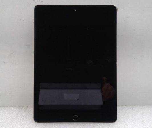 Apple iPad 6th Gen MR7F2LL/A A1893 - 32GB - Wi-Fi 9.7" Gray - No BOOT - Read -