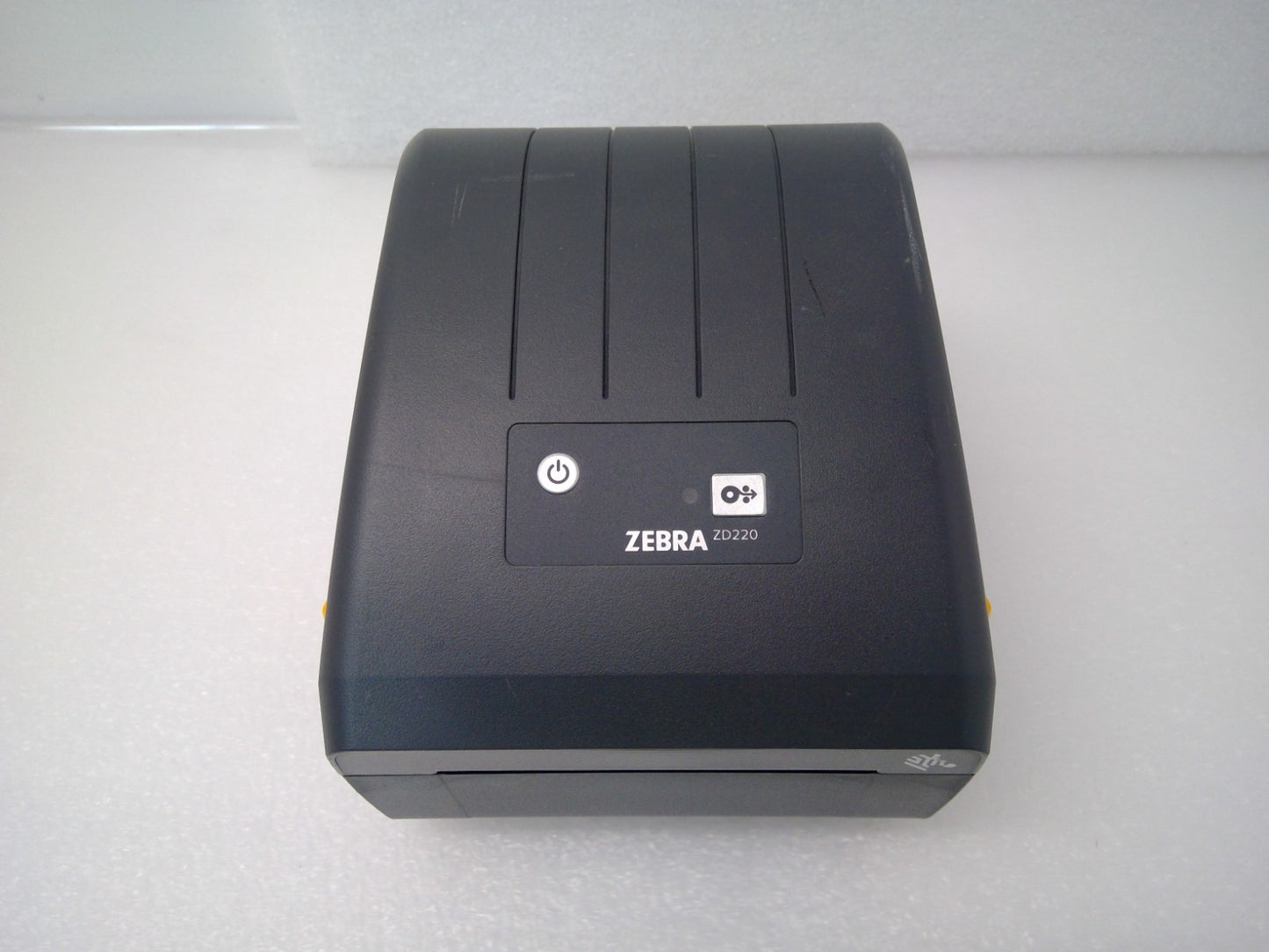 Zebra ZD220 Direct Thermal Desktop Label Printer 203dpi ZD22042-D0EG00EZ *NO AC*
