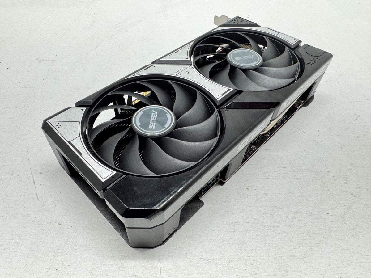 ASUS DUAL GeForce RTX 5060 8G GDDR7 OC Edition Graphics Card **READ**