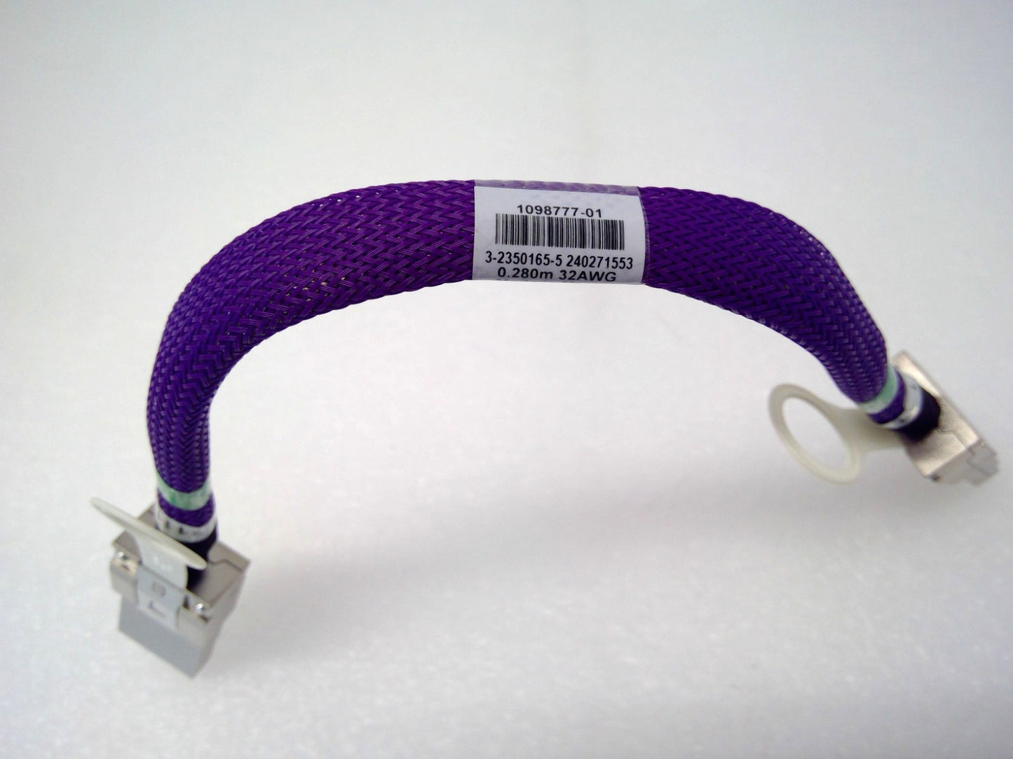 TE Connectivity 0.28m High Speed PCIe CDFP Connector Cable 32AWG 1098777-01