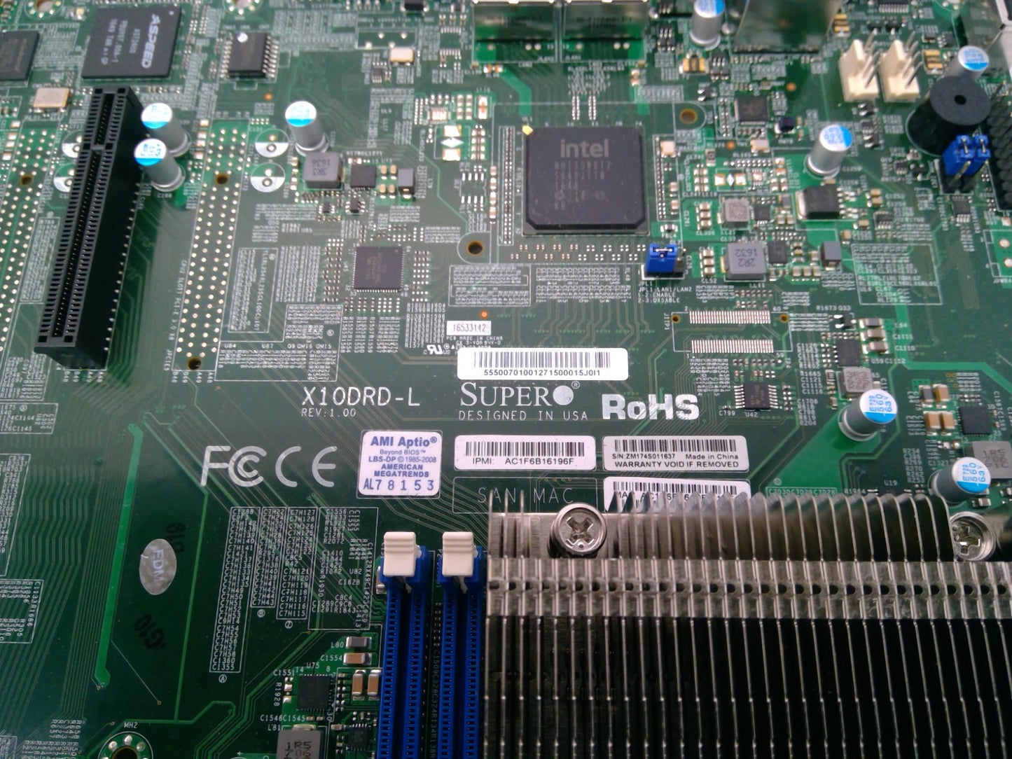 Supermicro X10DRD-L E-ATX dual-LGA 2011 DDR4 server motherboard with heatsink
