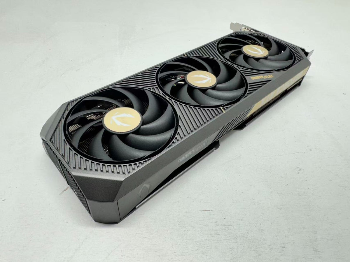 ZOTAC GAMING GeForce RTX 5070 Solid OC 12GB GDDR7