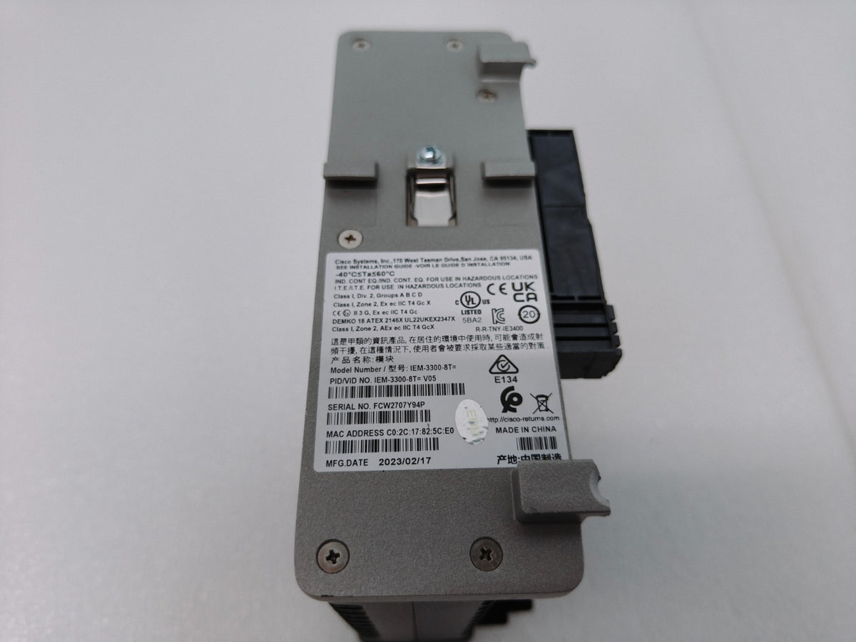 Cisco Catalyst IE3300 Rugged 8Port GE Copper Expansion Switch IEM-3300-8T *READ*
