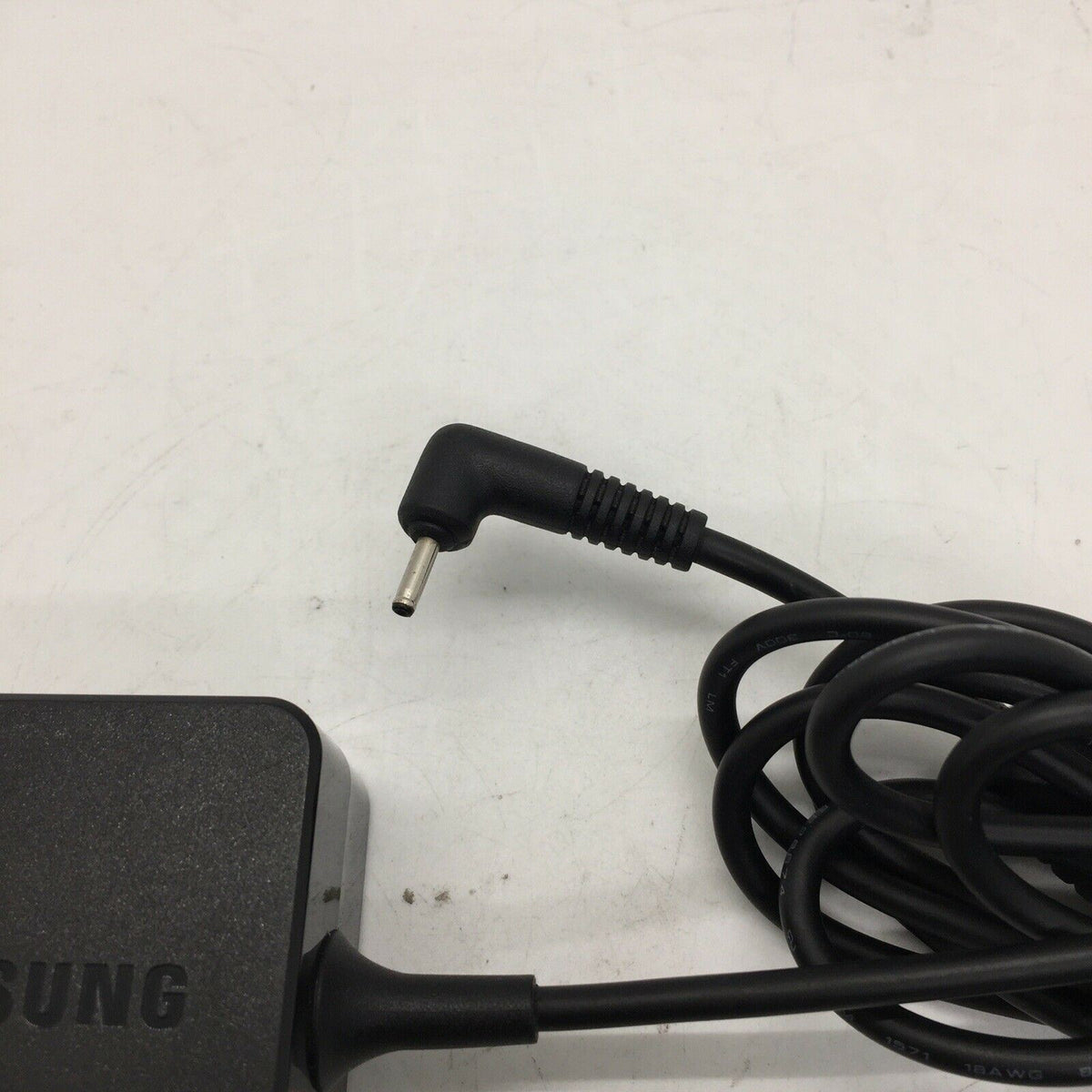 OEM Genuine Samsung Chromebook Charger AC Adapter  PA-1250-98 AD-2612AUS