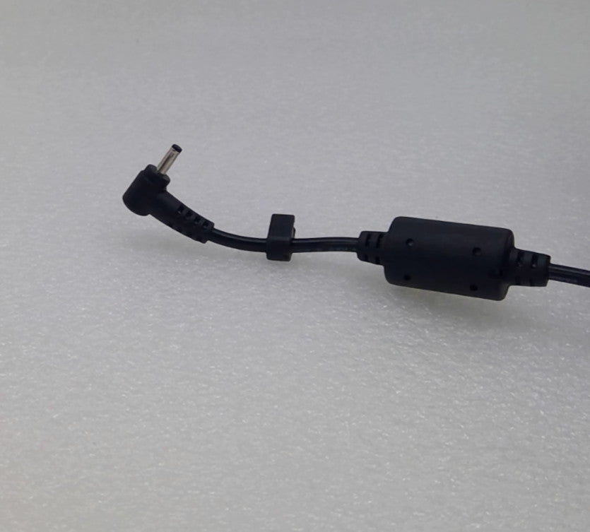 Genuine ASUS 30W AC Adapter Model EXA1004UH  19V 1.58A Small Round Tip 2.5mm OEM