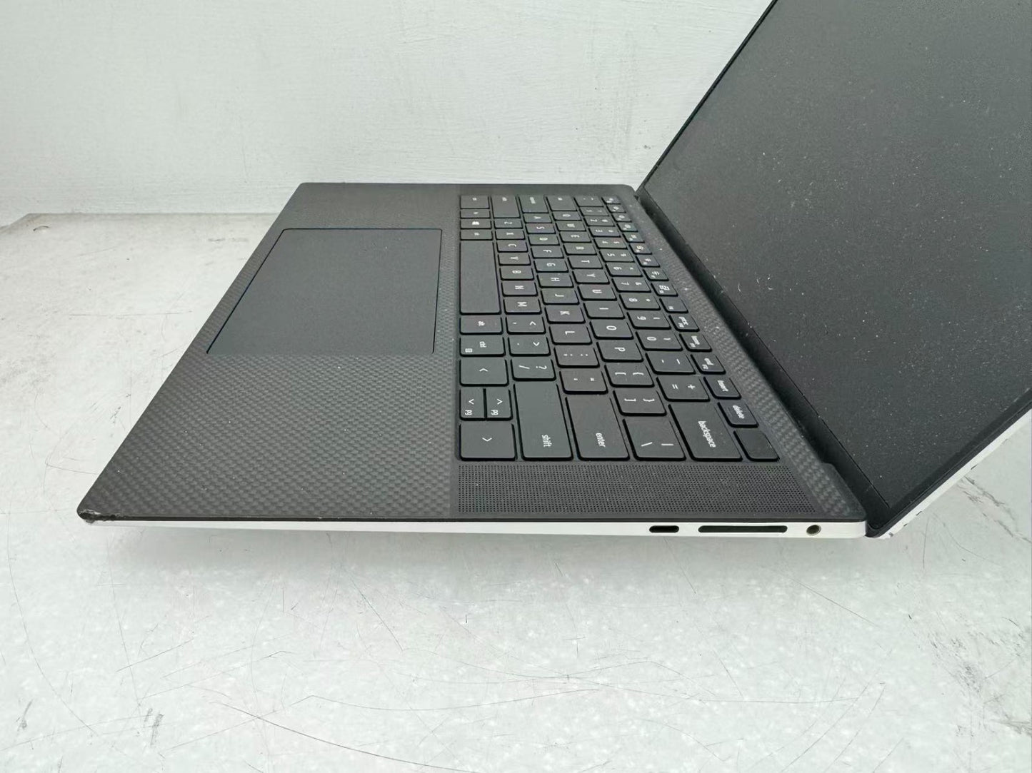Dell XPS 15 9510 Laptop i7-11800H@2.3GHz 16GB 512G 3050Ti Win11 w/AC *READ*