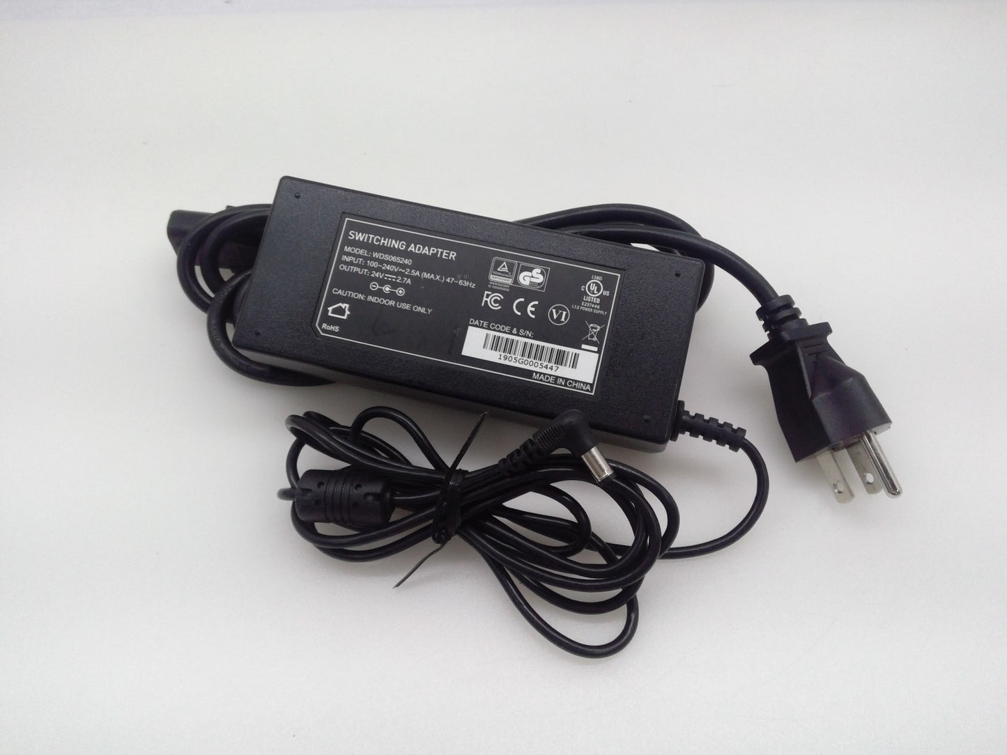Switching adapter Mode Power Supply Model WDS065240 24V 2.7A