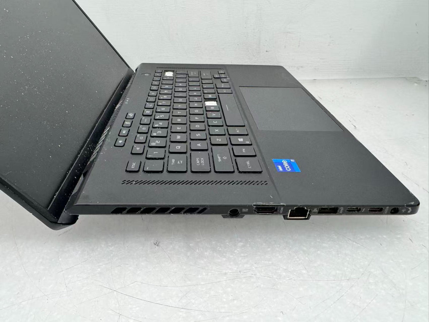 ASUS Zephyrus M16 16" i7-11800H@2.3GHz 16G RAM 512GB SSD RTX3050 Win10 *Read*