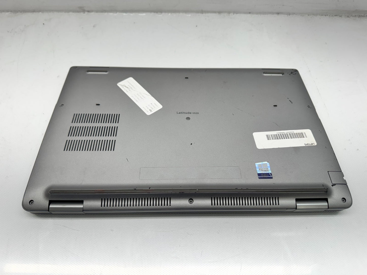 Dell Latitude 5520 15.6"  Laptop i7-1185G7@3.0GHz 16GB 256GB Win11 *READ*