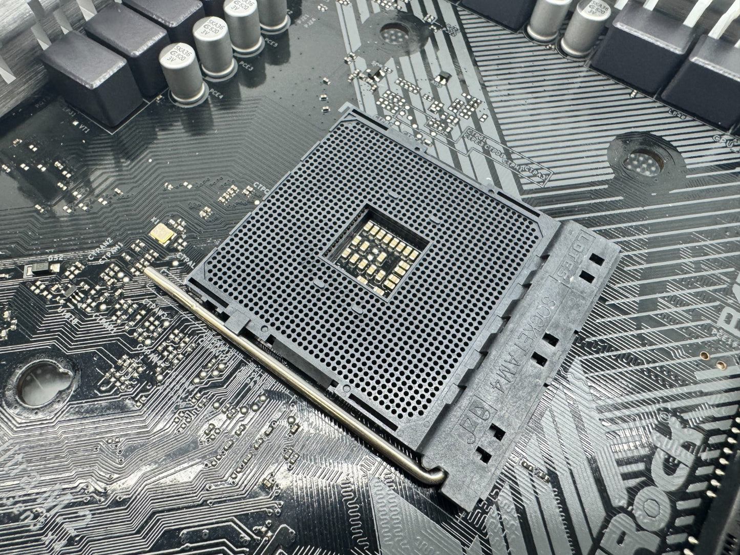 ASRock B450M/AC AMD AM4 Ryzen Motherboard mATX
