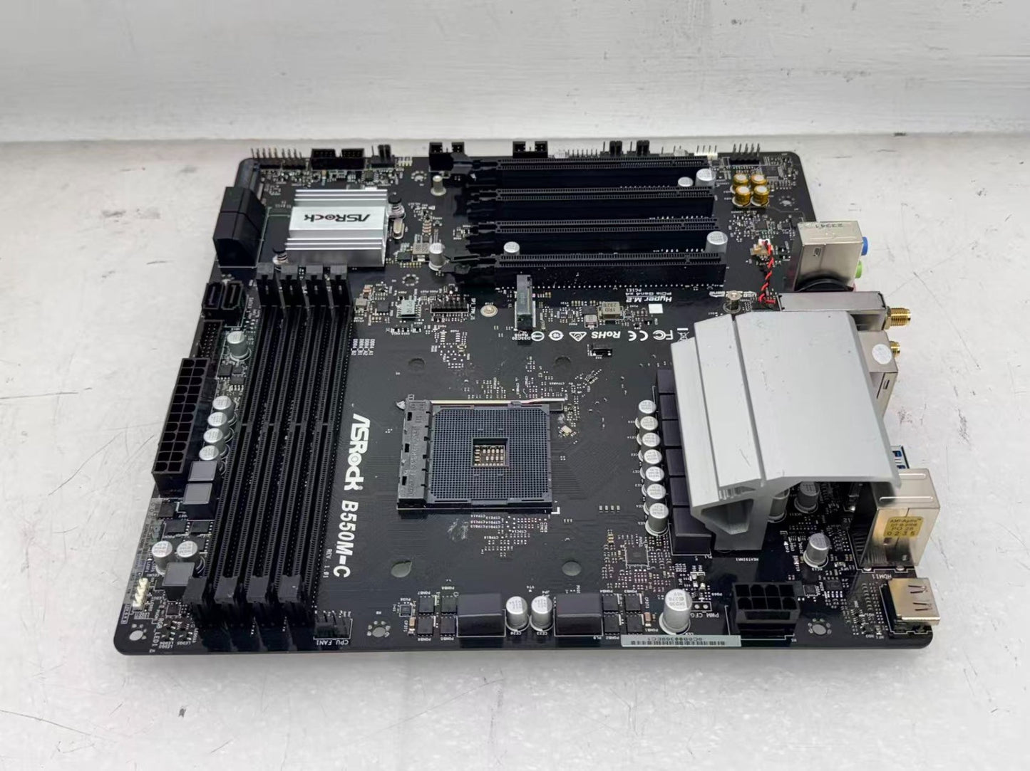 ASRock B550M-C Micro ATX Motherboard AMD Socket AM4 DDR4
