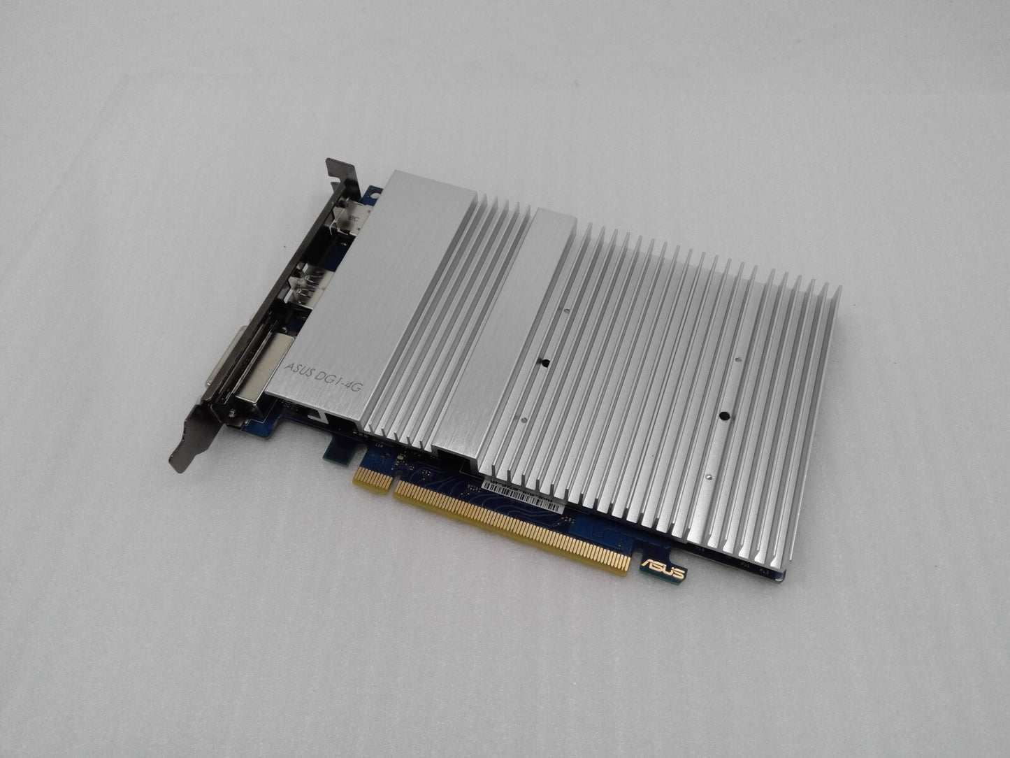 ASUS INTEL DG1 4GB DG1-4G Graphics Cards