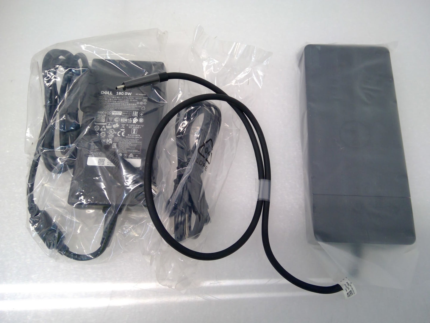 NEW Dell WD19TBS Thunderbolt Dock USB-C Docking Station  Complete