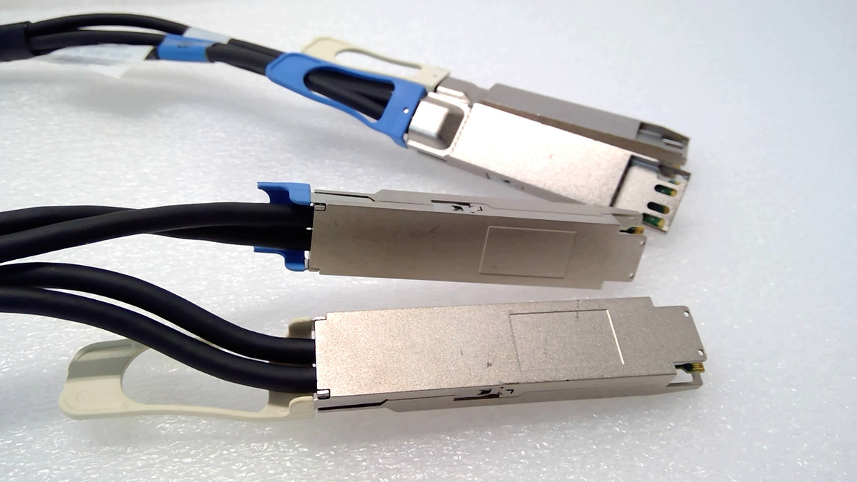 TE Connectivity 2821946-3 2X800G 2OSFP to 2x800G 2OSFP DAC Cable 1.1m 32AWG READ