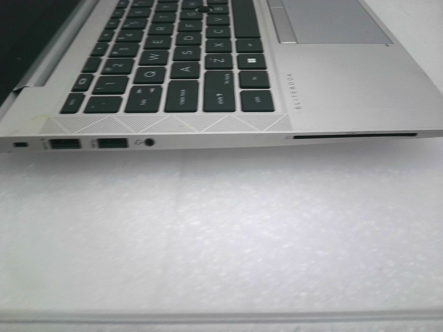 HP Elitebook 840 G8 14" 1920x1080 i5-1145G7@2.6GHz 16GB RAM 256GB SSD Win11