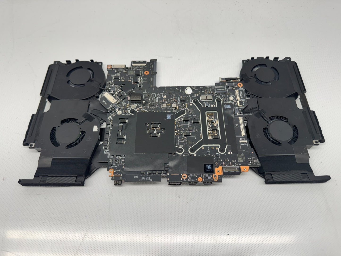 Alienware X16 R2 Motherboard Ultra 9 185H@3.9GHz 32GB RTX 4090 LA-M41AP