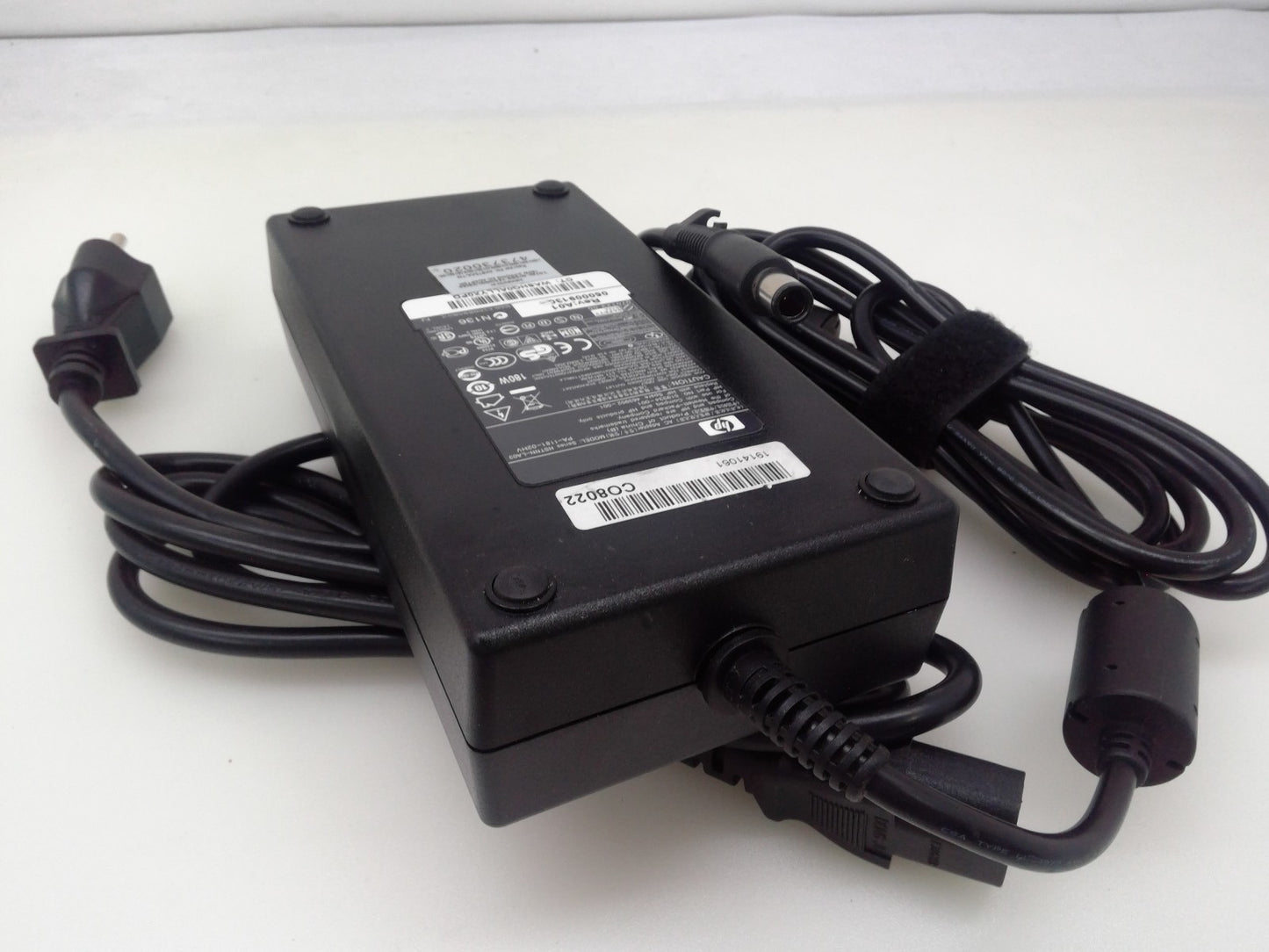 Genuine HP 180W AC Adapter 19V 9.5A HSTNN-LA03 PA-1181-02HV 7.4mm Charger