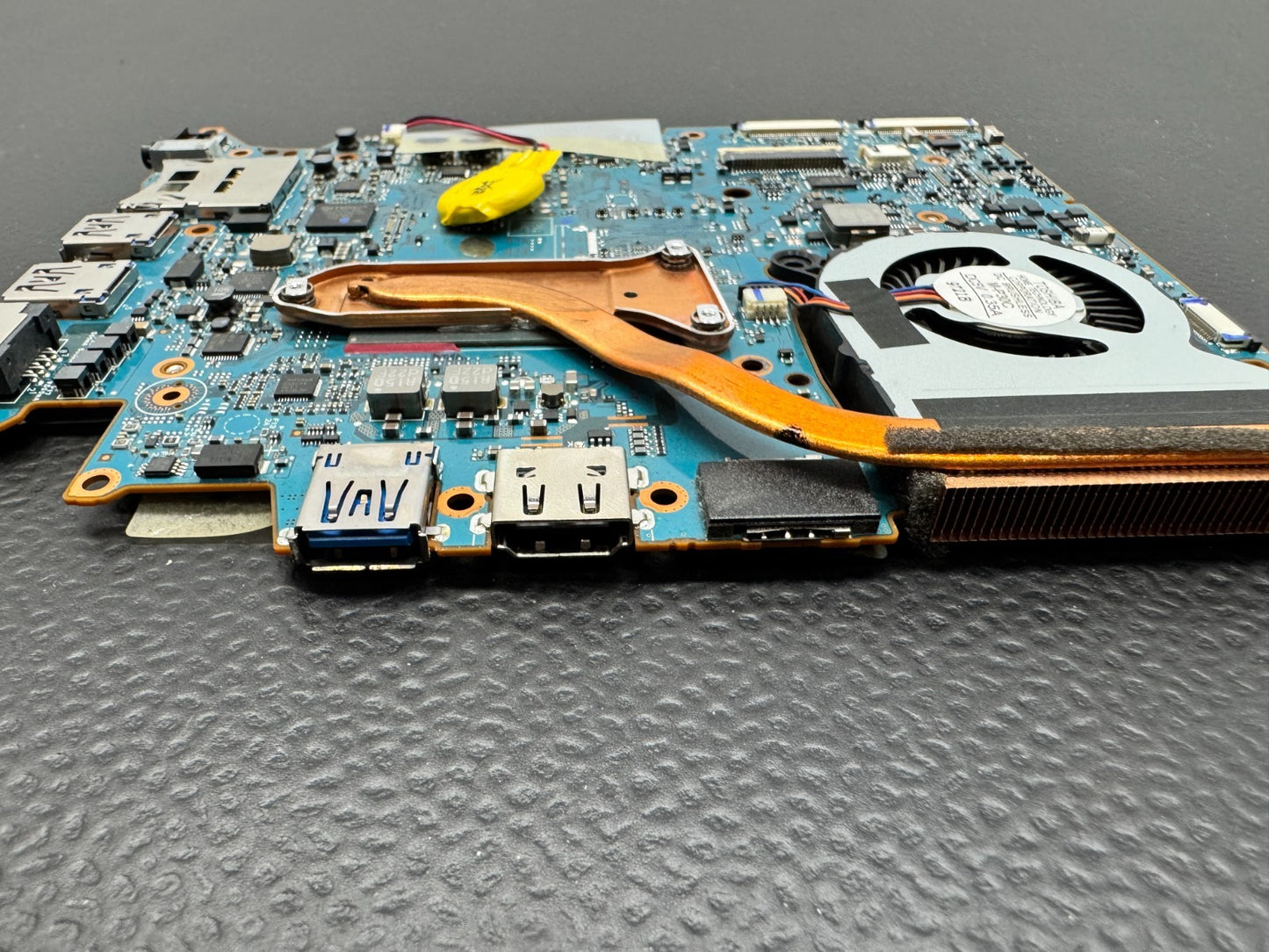 Panasonic CF-54 MK3 Motherboard Intel i5-7300U@2.60GHz P/N 0PB11184AAA