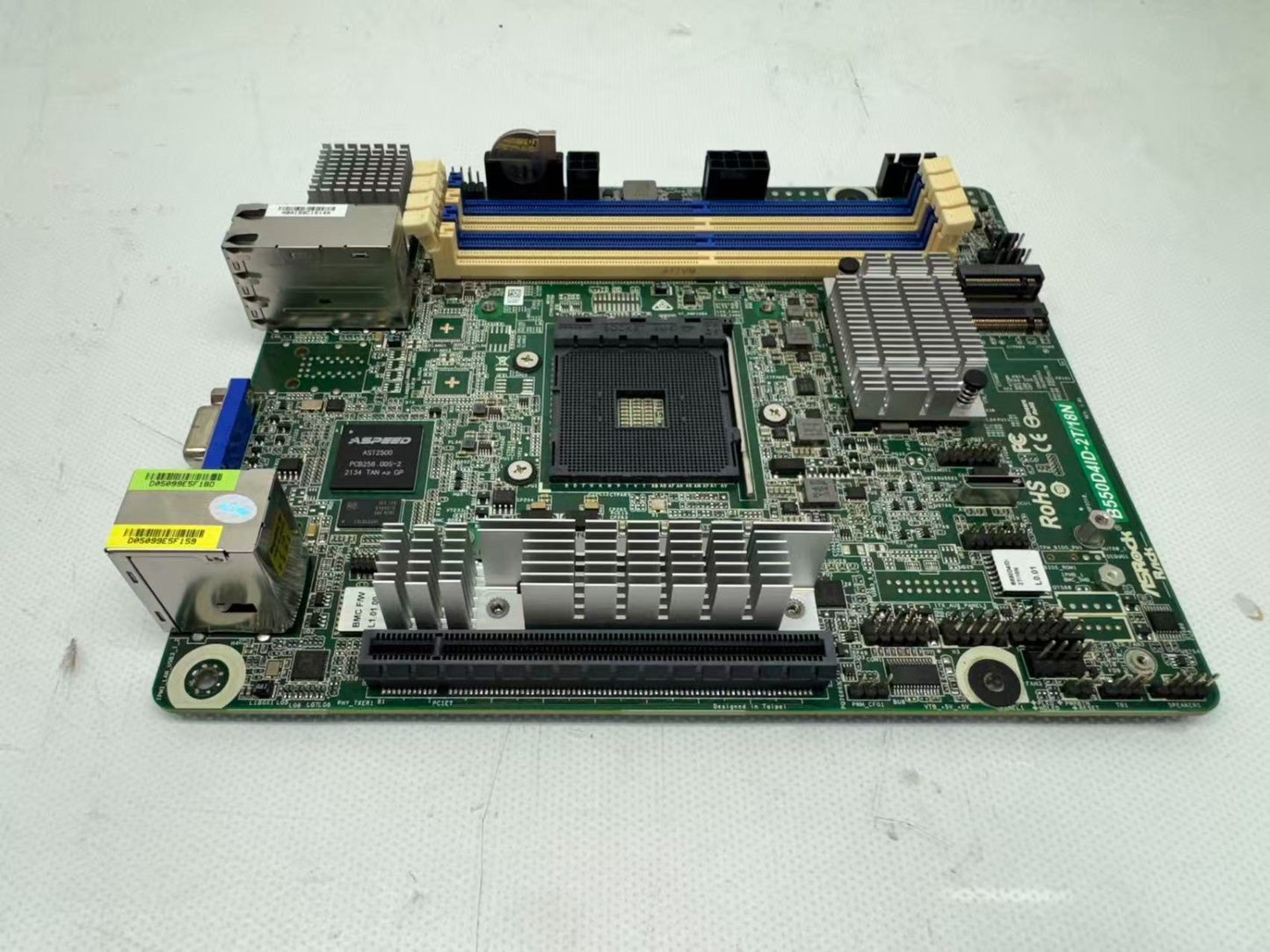 ASRock RACK B550D4ID-2T/18N mini-ITX Server Motherboard