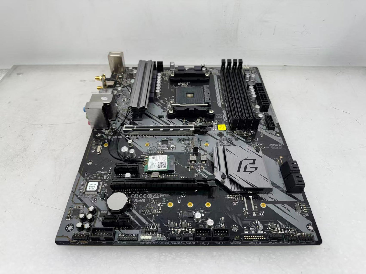ASRock B550 Phantom GAMING 4/ac Motherboard AMD AM4 DDR4