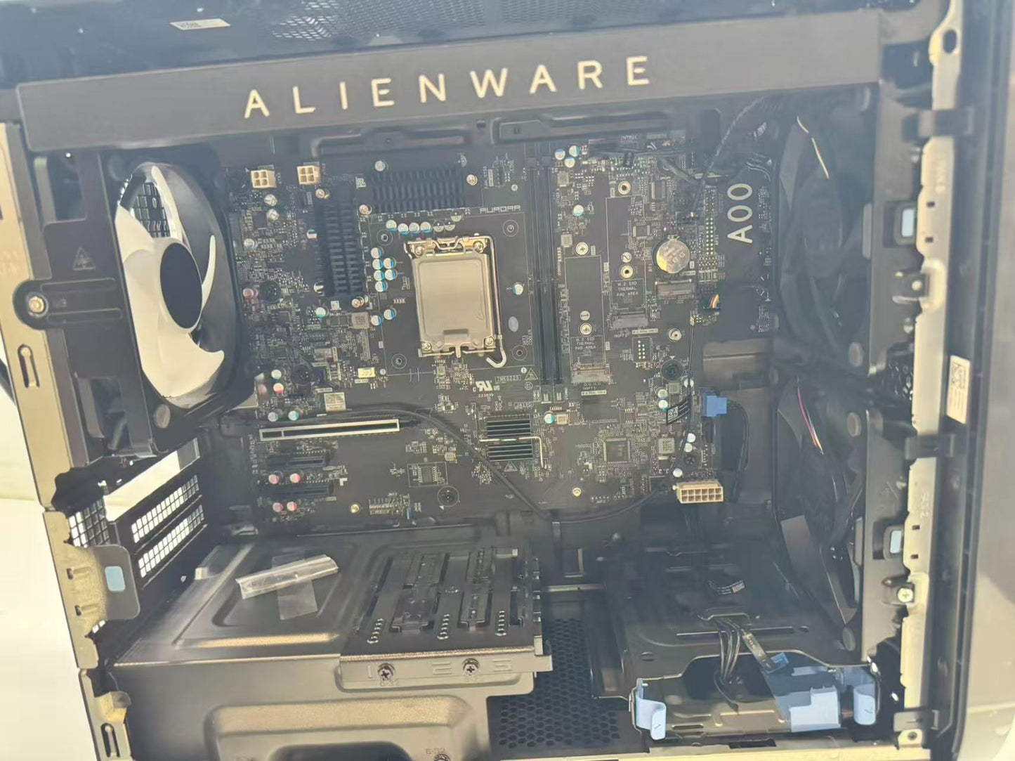 Dell Alienware Aurora R15 Intel PC Barebone Chassis Motherboard No PSU , Unused