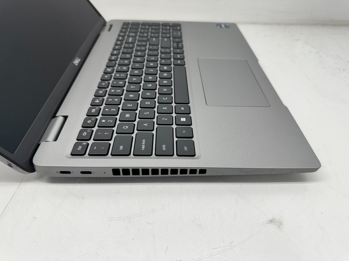 Dell Latitude 5540 LT Intel FHD i7-1355U@1.7GHz 16G Windows 11 w/AC NO HDD*READ*