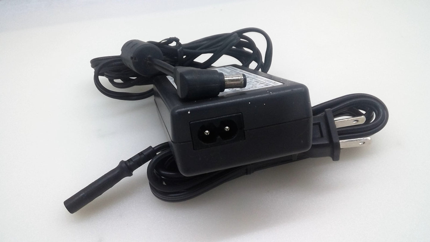 Panasonic CF-AA1639A M4 6.5*4.4mm 15.6V 3.2A Power Supply Adapter Charger