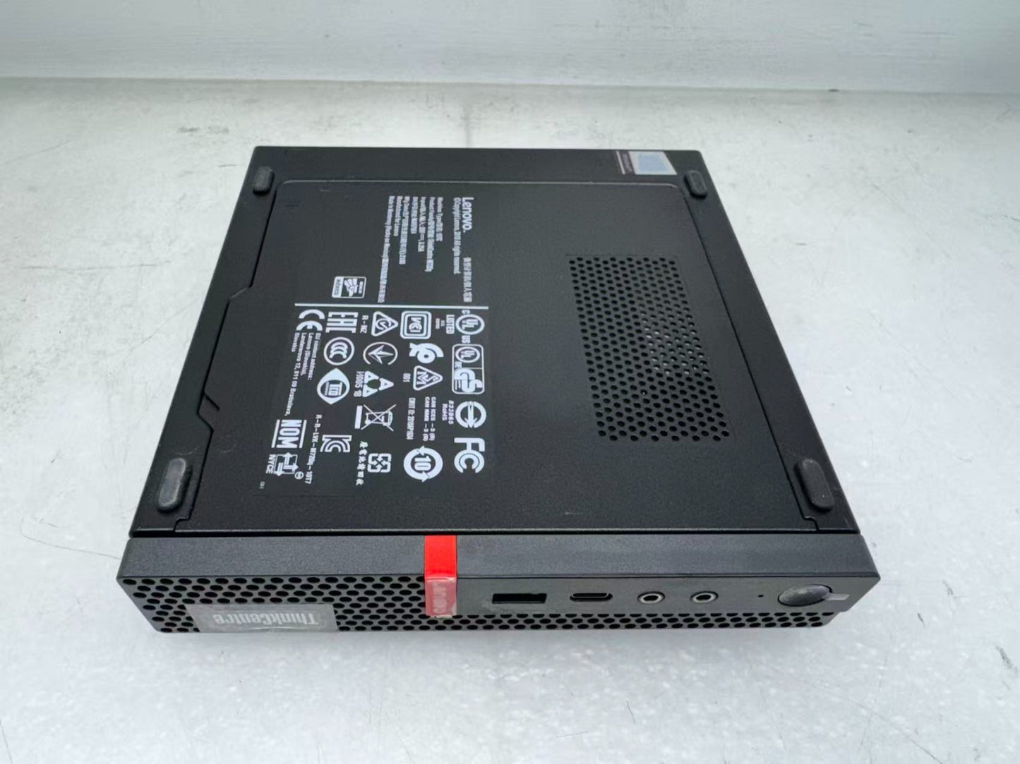 Lenovo ThinkCentre M720q Mini Intel i3-8100T@3.1GHz 16GB RAM 256G SSD Wi-Fi