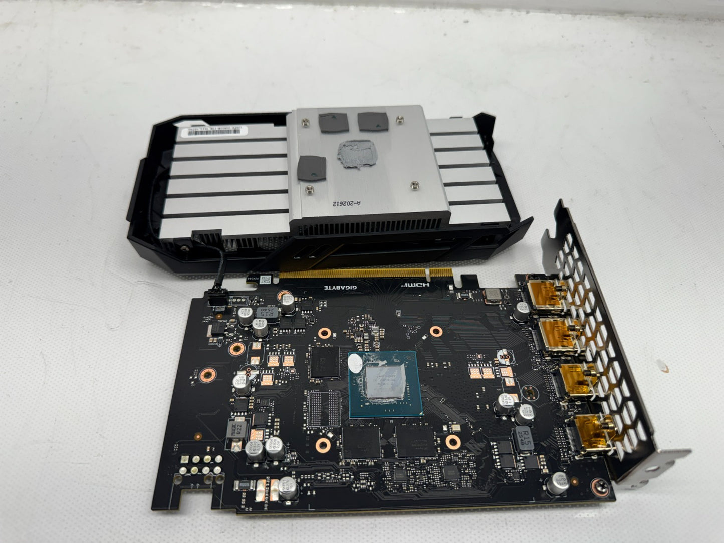 *For Parts *GIGABYTE GeForce RTX 3050 Windforce OC 8GB Video Graphics Card GPU