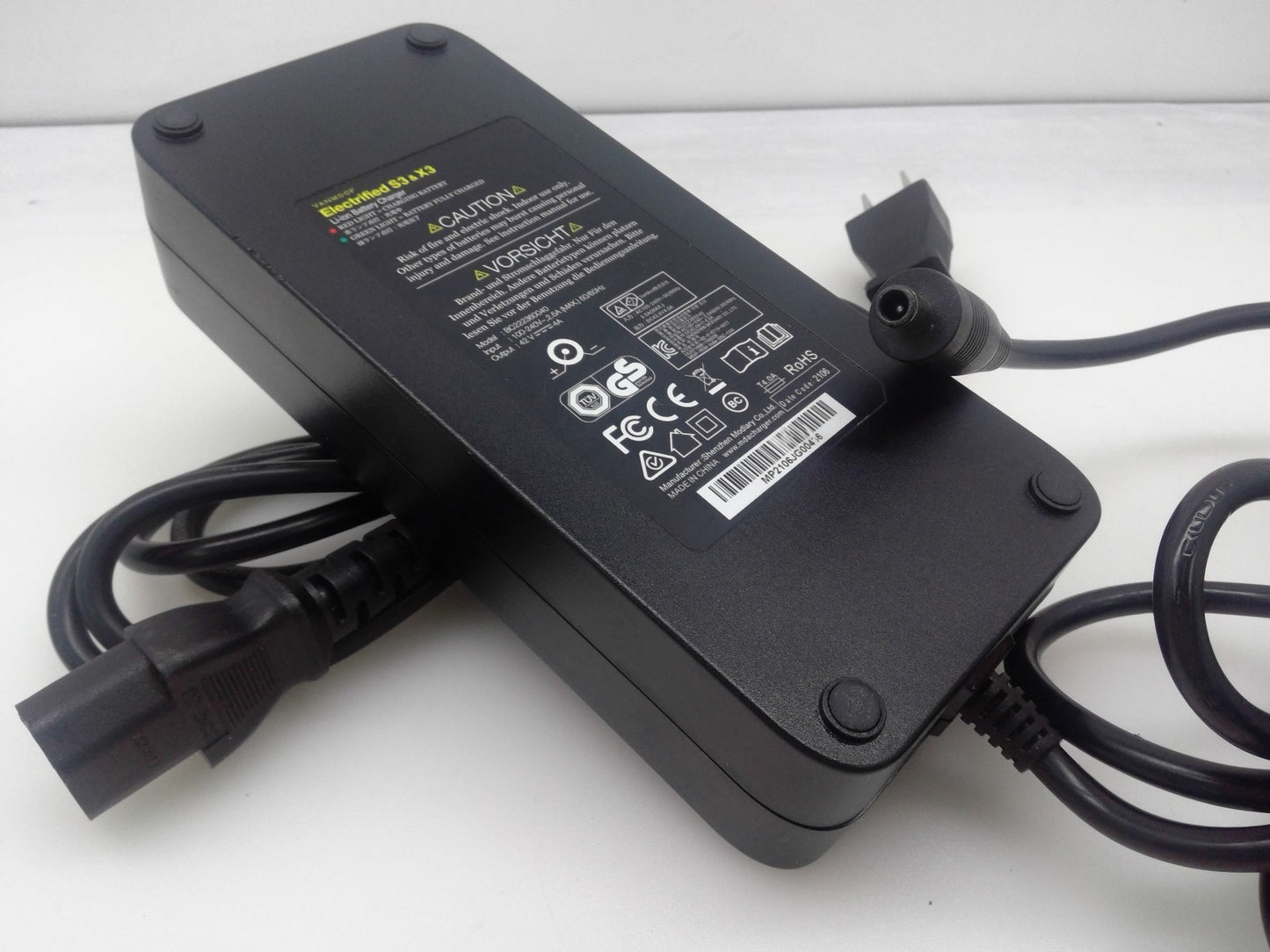 OEM Vanmoof Electrified S3 & X3 Li-ion Battery Charger Model BC222360040 42V 4A