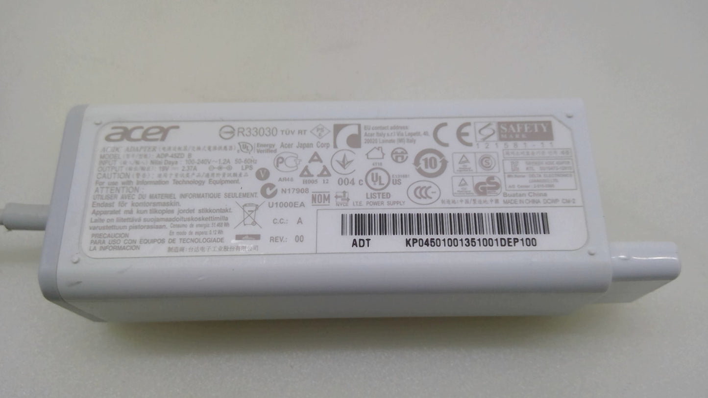 Genuine Acer 45W AC Adapter 19V 2.37A ADP-45ZD B 3.0x1.1mm Charger