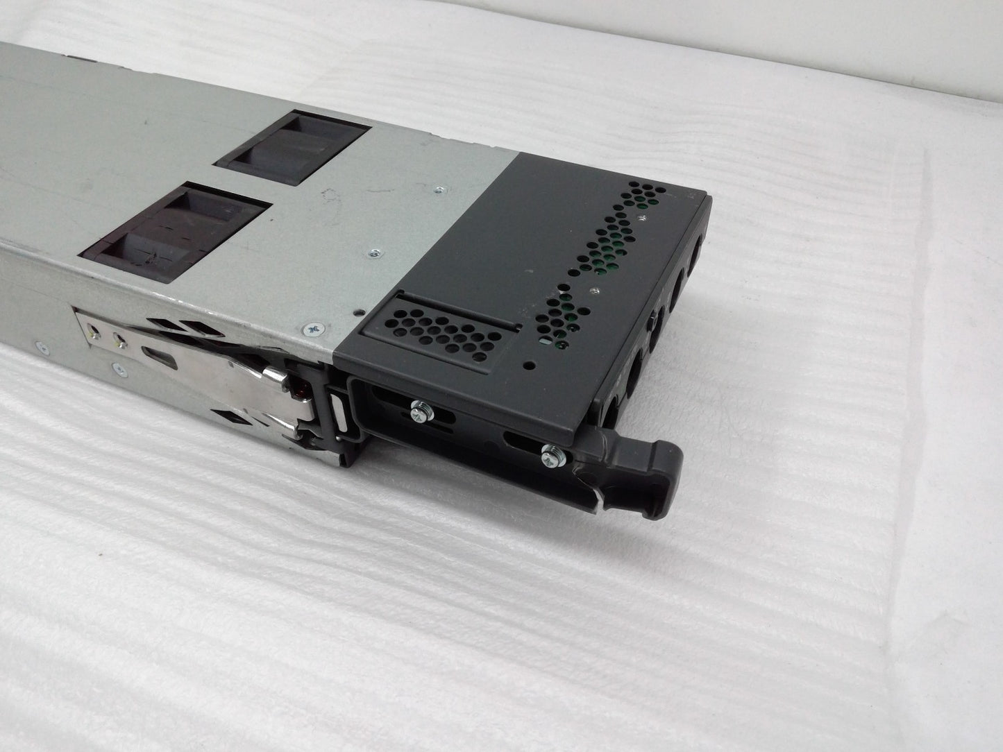 Cisco C9400-PWR-3200DC Catalyst 9400 Series 3200W DC Power Supply *Detail*