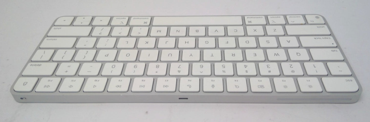 Apple Magic Keyboard Model A2450 Silver WHITE