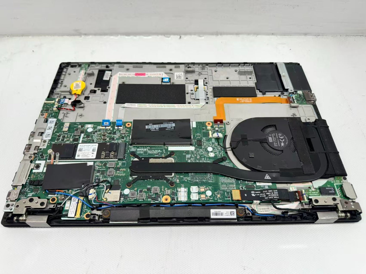 Lenovo ThinkPad T15 Gen 1 15.6" Intel i5-10210U@1.6GHz 16GB DDR4 256G **READ**