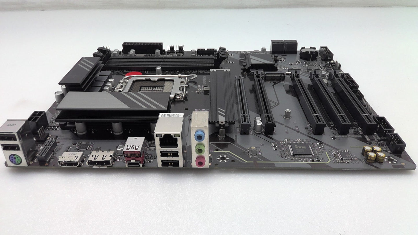 Lot of 2 *For Parts* GIGABYTE B760 DS3H AX V2  LGA-1700 ATX Motherboard No WIFI