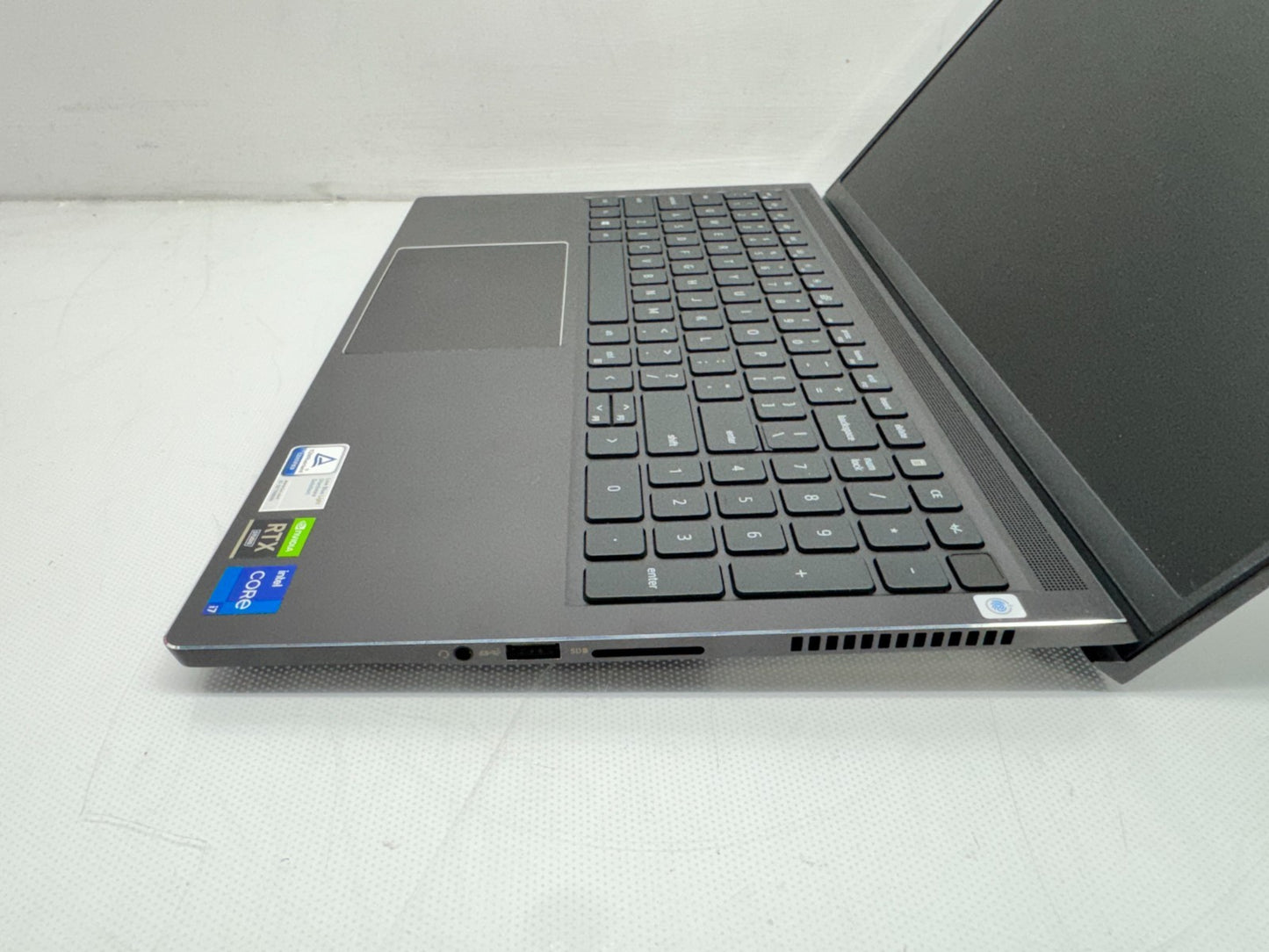 Dell Vostro 15 7510 15.6" Laptop i7-11800H@2.3GHz 16G 256GB RTX 3050 NoAC *Read*