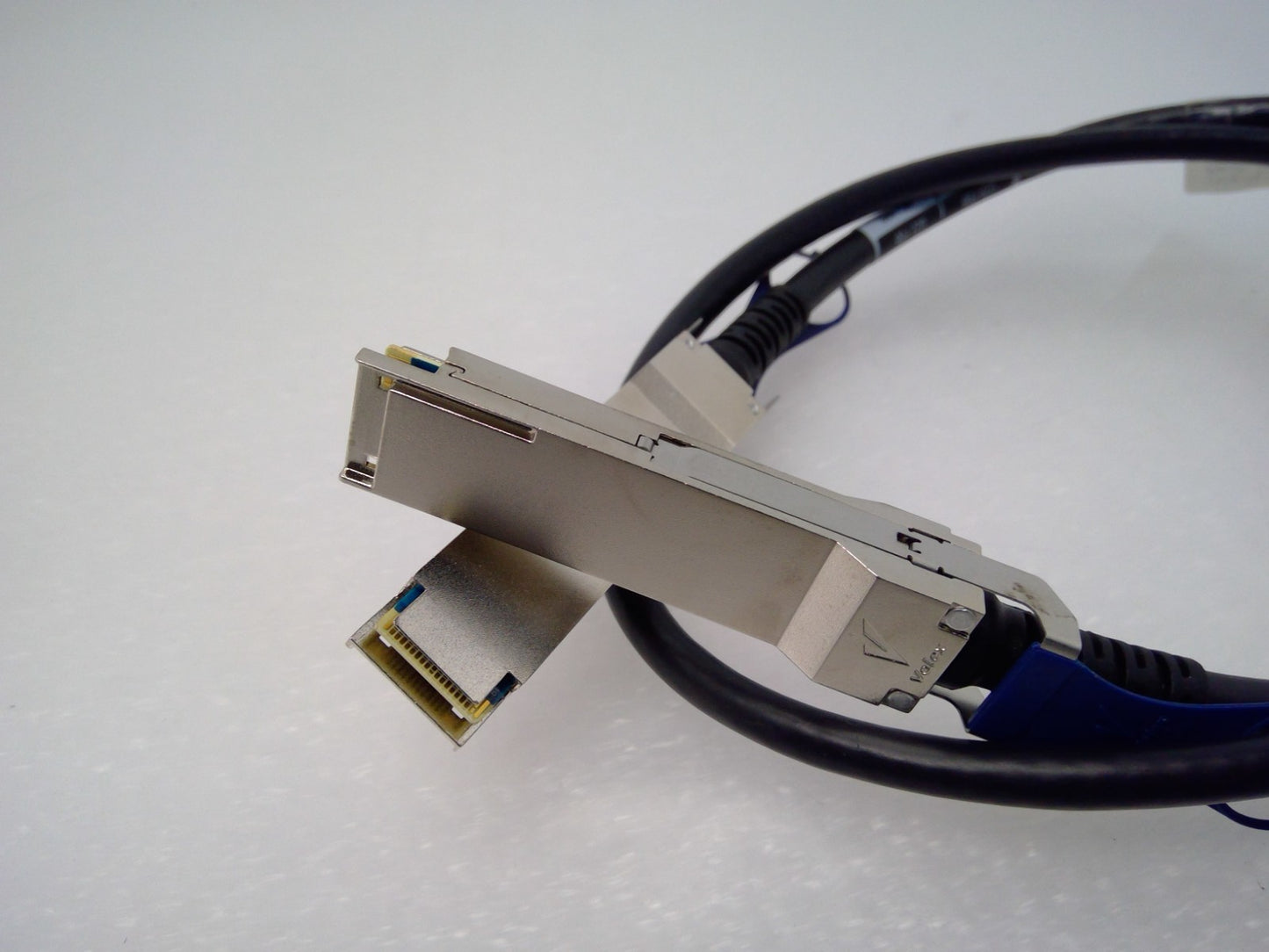 Oracle Volex 100G QSFP28 to 100G QSFP28 P/N:7354328 1M