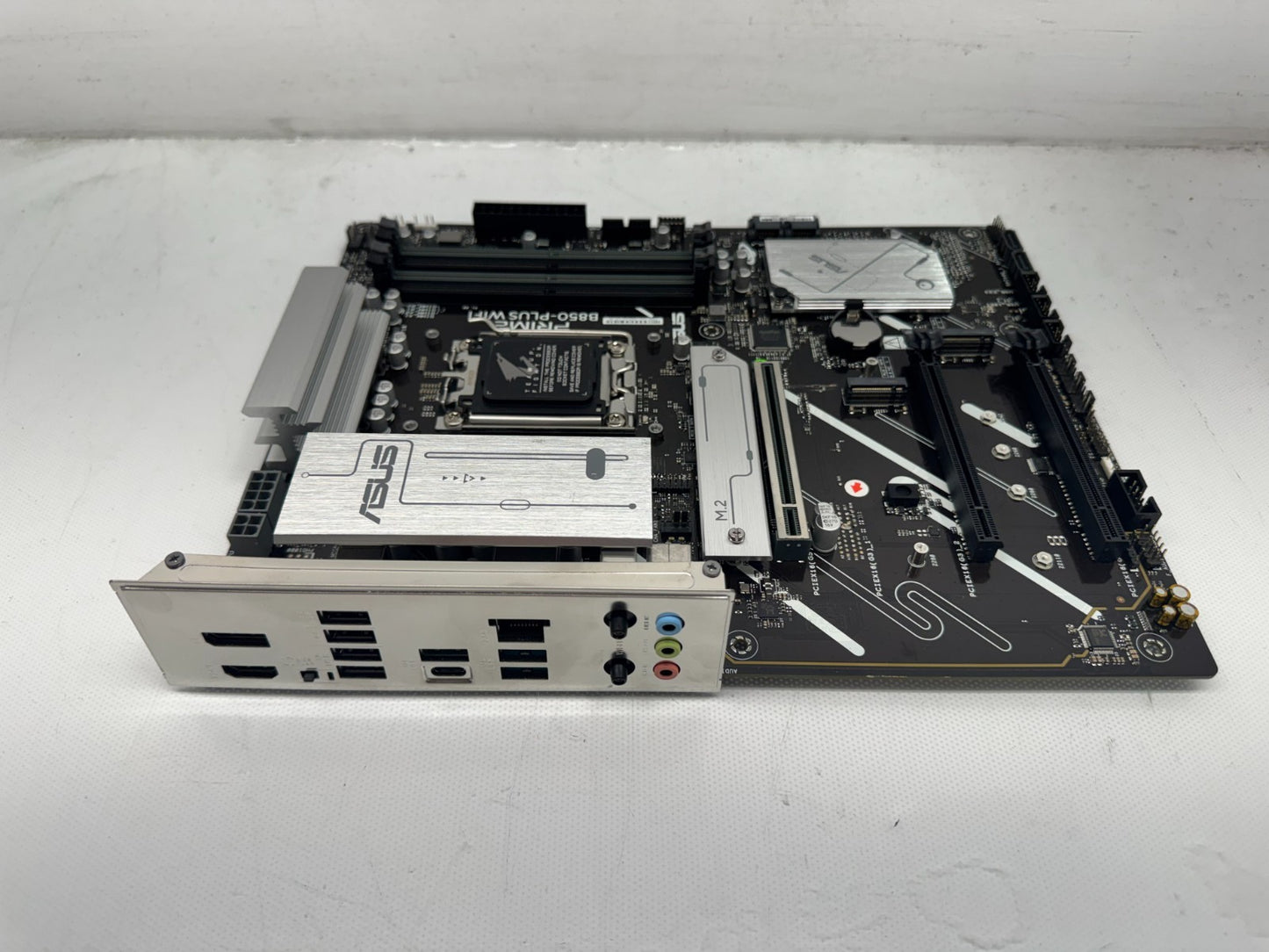 ASUS PRIME B850-PLUS WIFI Motherboard DDR5 AMD Socket AM5 **READ**