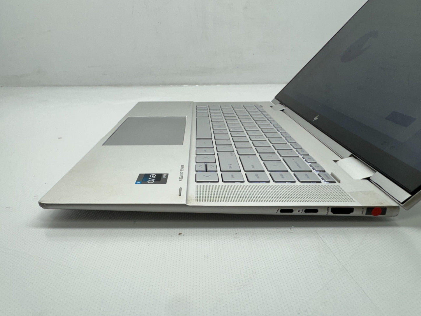HP ENVY X360 15-ew0013dx Touch i5-1235U@1.30GHz 16G RAM 256GB SSD *READ*