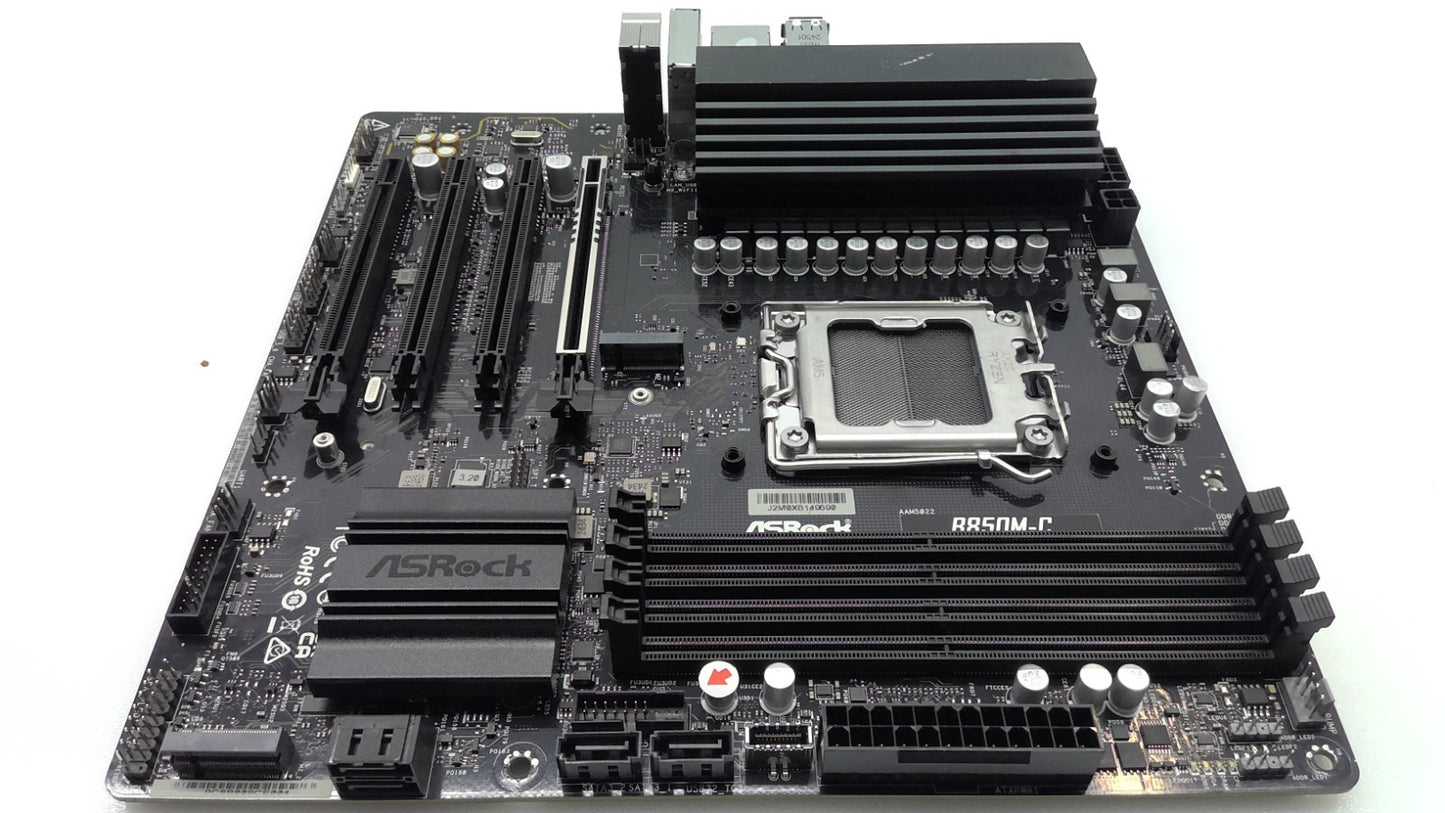 AsRock B850M-C AM5 MicroATX  AMD Ryzen DDR5 Motherboard *Read*