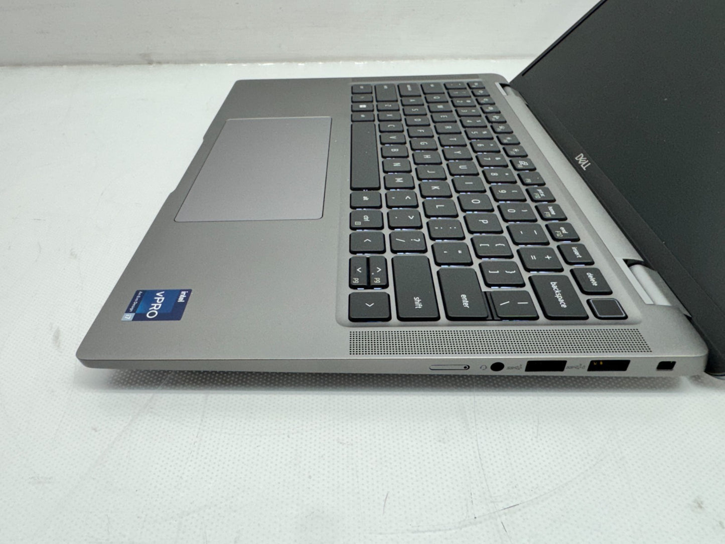 Dell Latitude 7440 Intel i7-1370P@1.9Ghz 32GB RAM 256G SSD Touch FHD Win 11