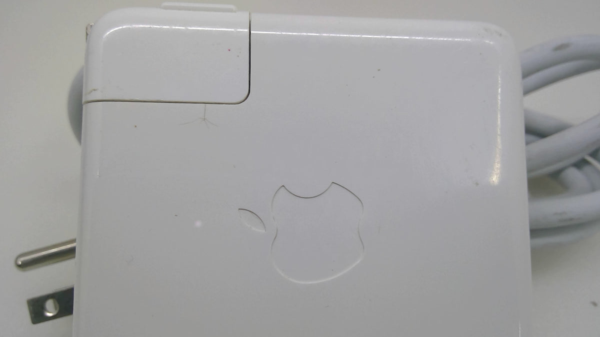 # Genuine Apple 85W MagSafe Adapter A1222 MacBook Pro Minor Hairline Crack