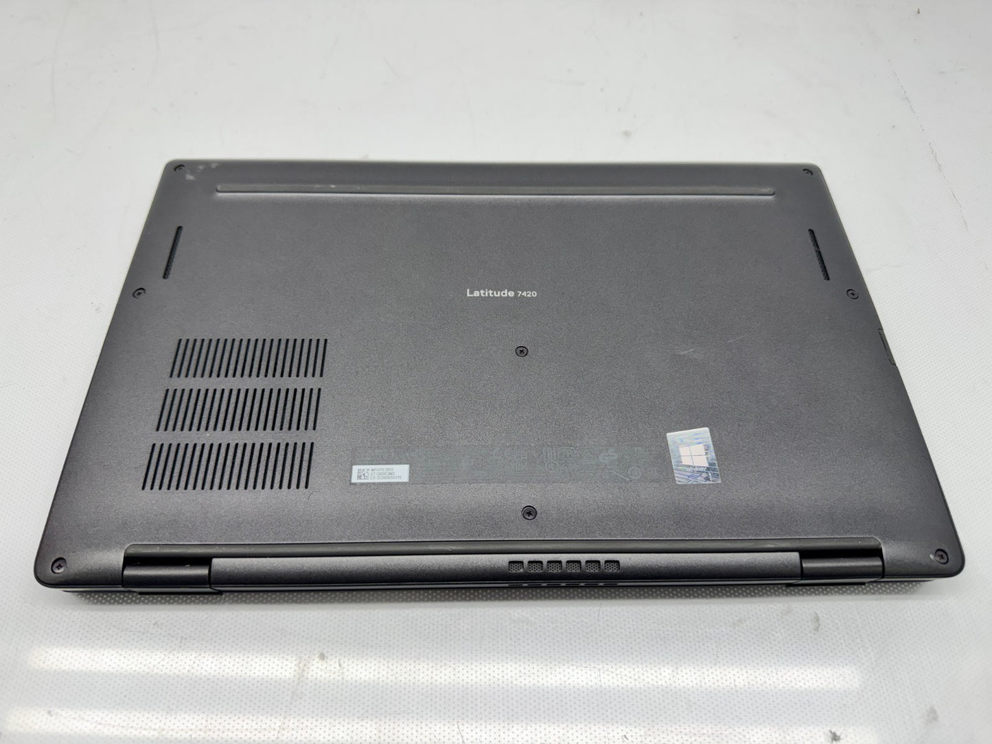 Dell Latitude 7420 14" i5-1135G7@2.4GHz 16GB RAM 256GB SSD Win11 *READ*