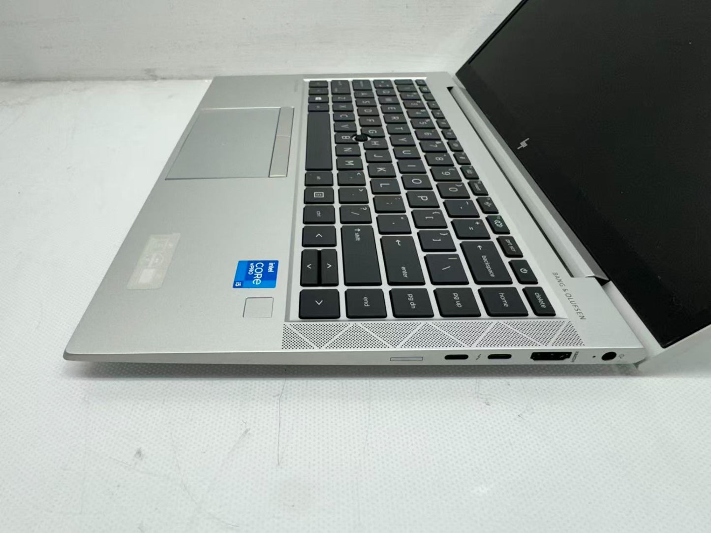 HP EliteBook 840 G8 14"  i5-1145G7@2.6GHz 16G RAM 256GB SSD Win11 No battery*