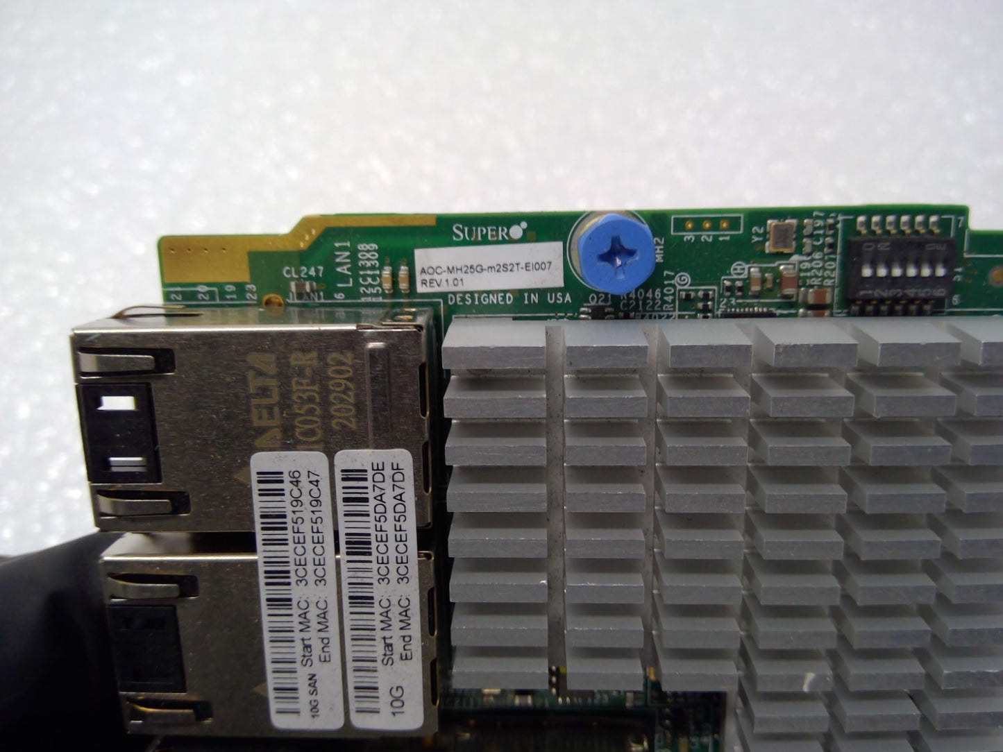 SUPERMICRO AOC-MH25G-M2S2T/EI007  10/25GbE 4-Port SIOM expansion slot NIC
