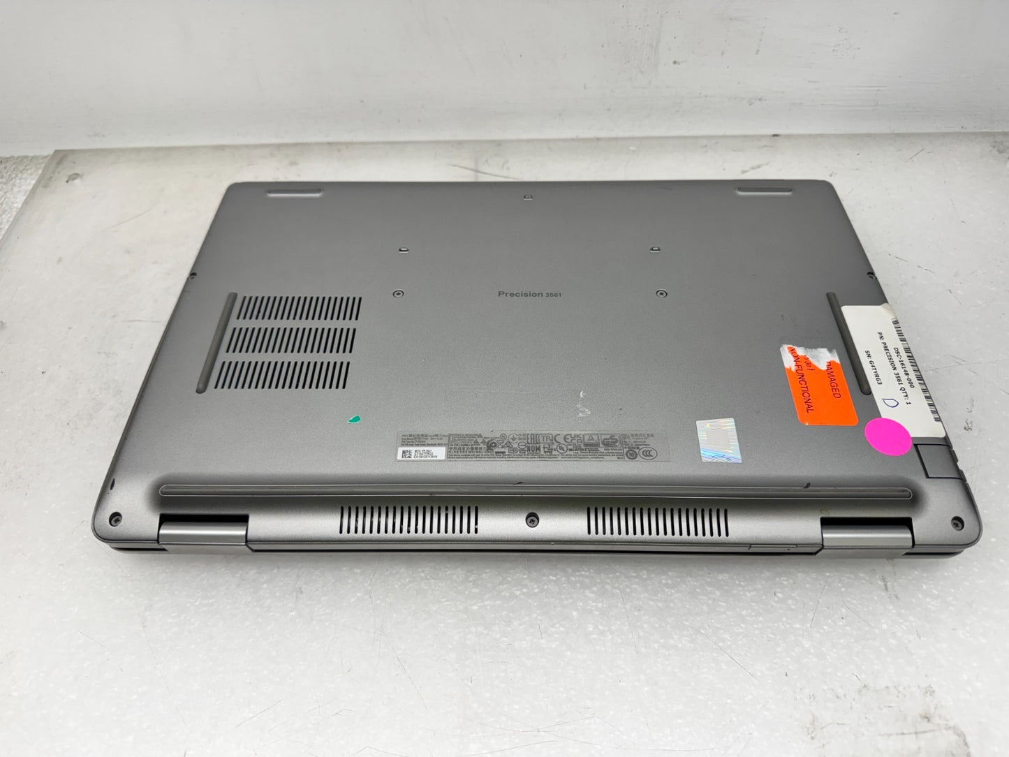 Dell Precision 3561 Intel i7-11850H@2.5Ghz 16GB RAM 256G T600 Windows 11 *READ*
