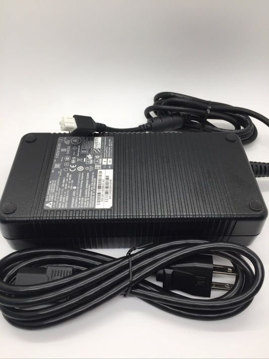 Delta  150W 12V 6A AC Adapter Charger 341-100399-01 ADP-150BR  B - 4 pin