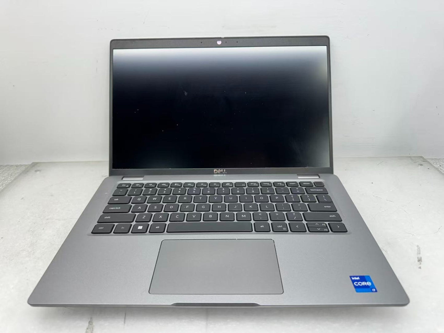 Dell Latitude 5540 LT Intel FHD i7-1355U@1.7GHz 16G 256G Windows 11 w/AC